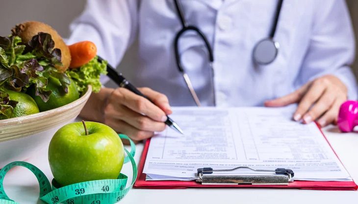 How Can Nutrition Support Employees in Client-Facing Roles?